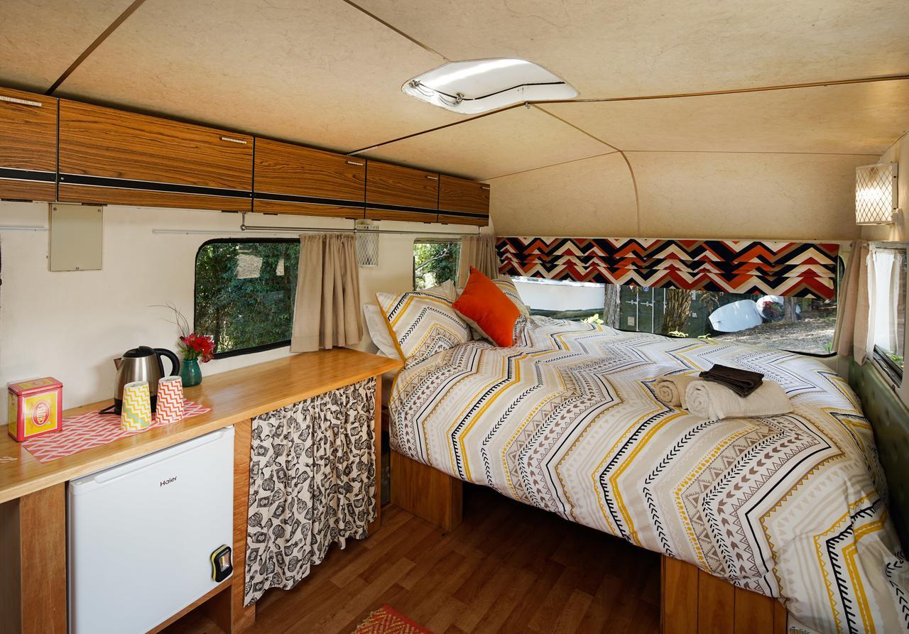 Wai-Knot Accommodation Onetangi ภายนอก รูปภาพ