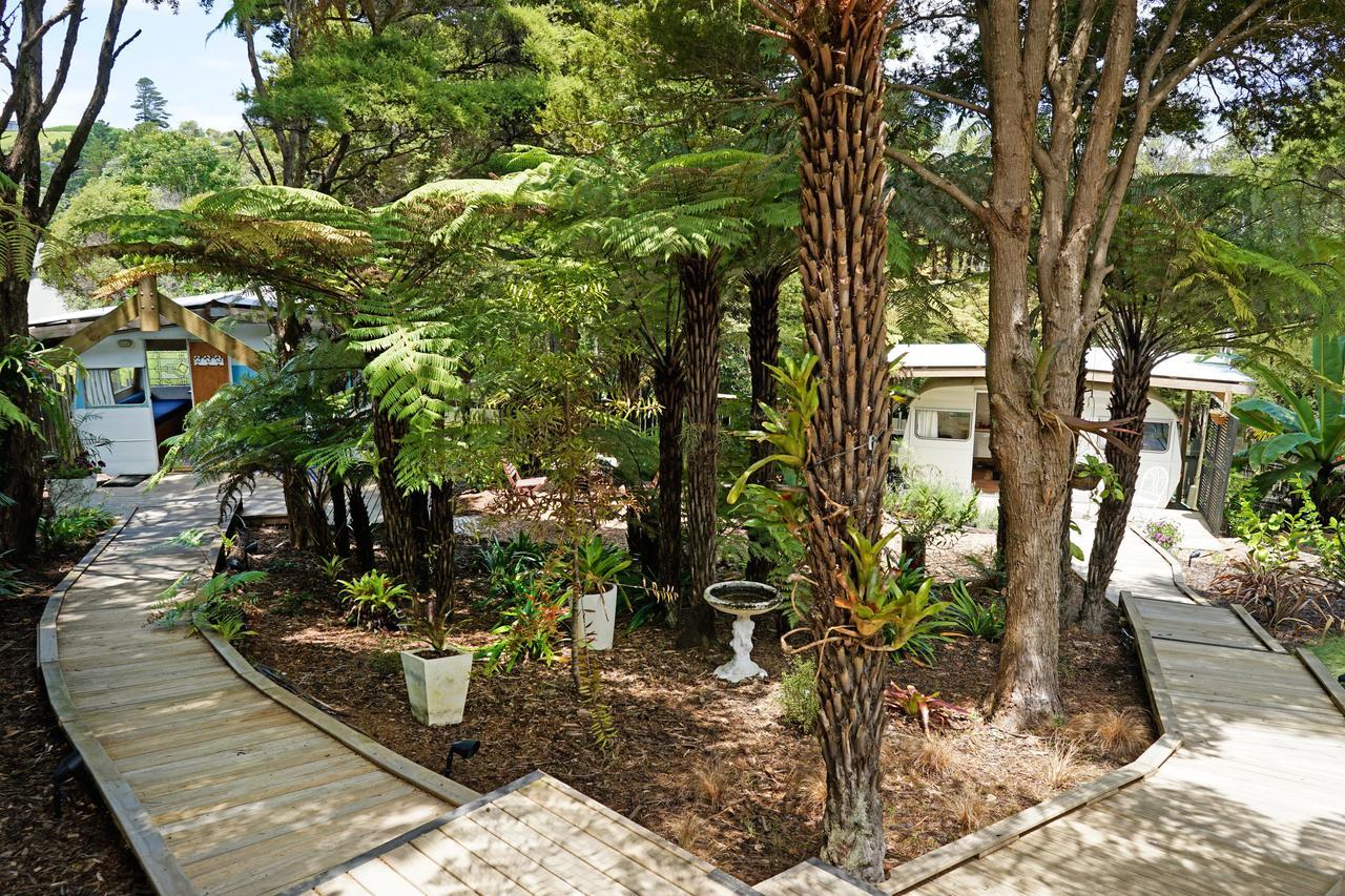 Wai-Knot Accommodation Onetangi ภายนอก รูปภาพ